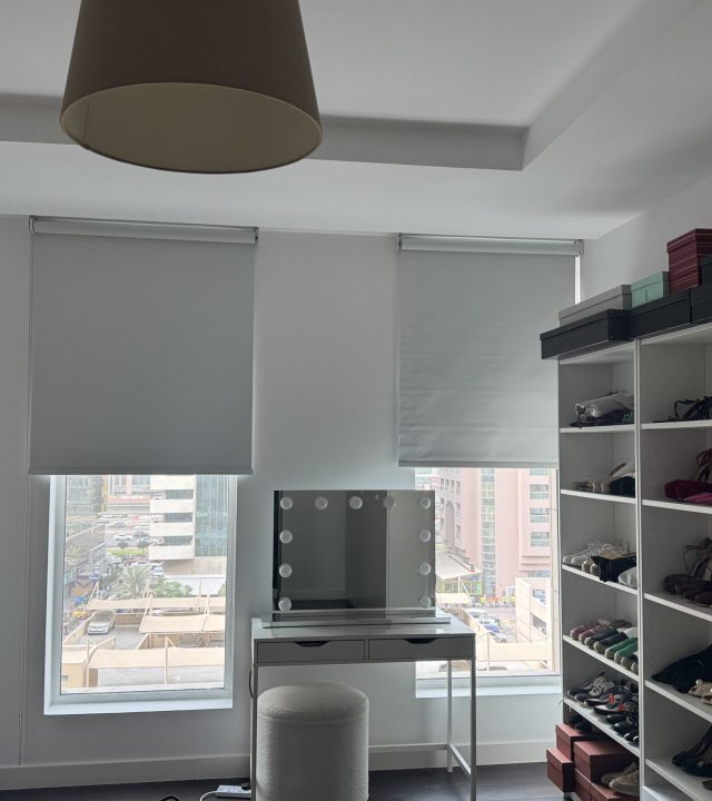 Roller Blinds Dubai